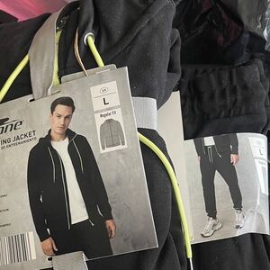 Men’s jogger pants & jacket